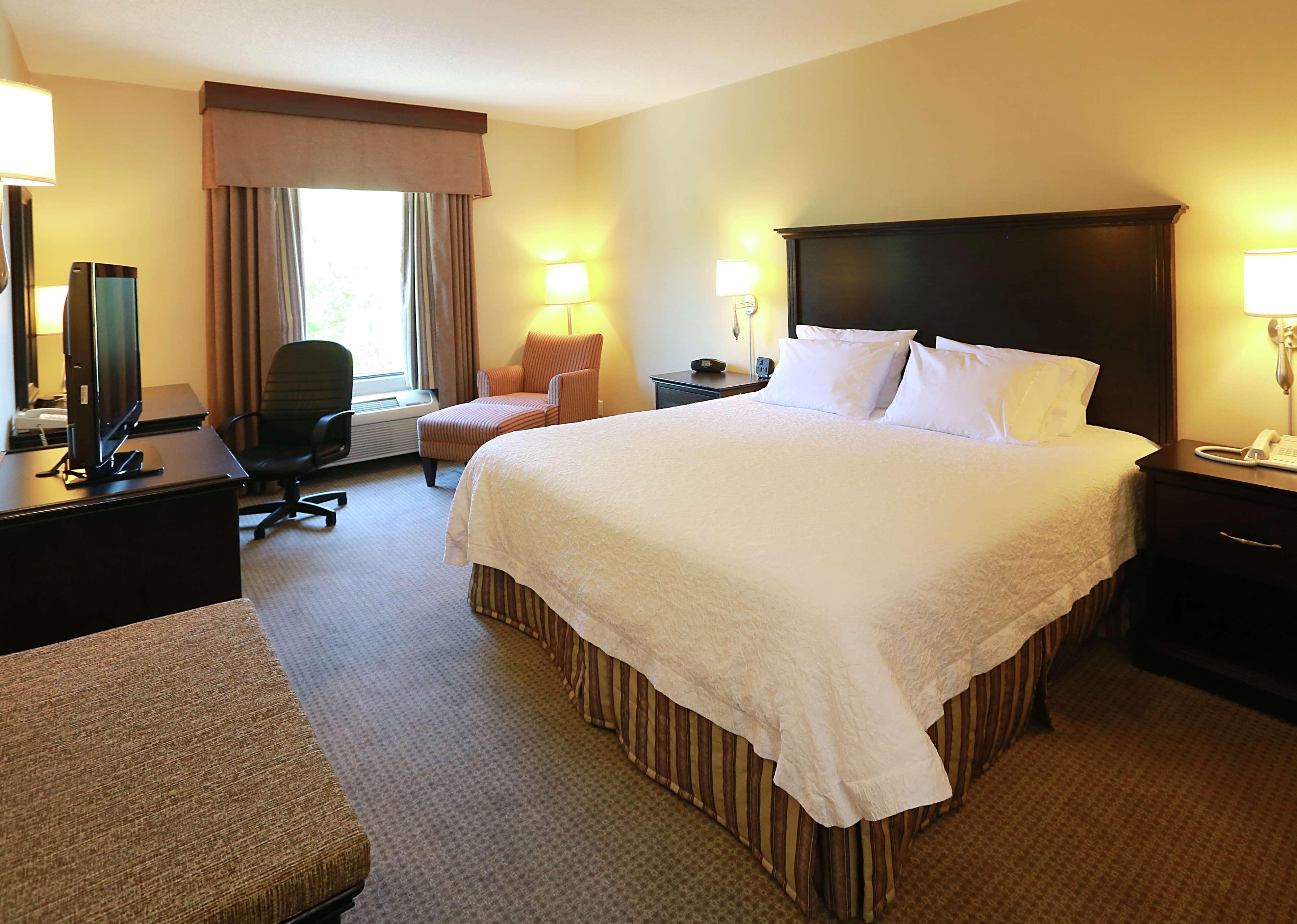 Hampton Inn & Suites לאוול מראה חיצוני תמונה