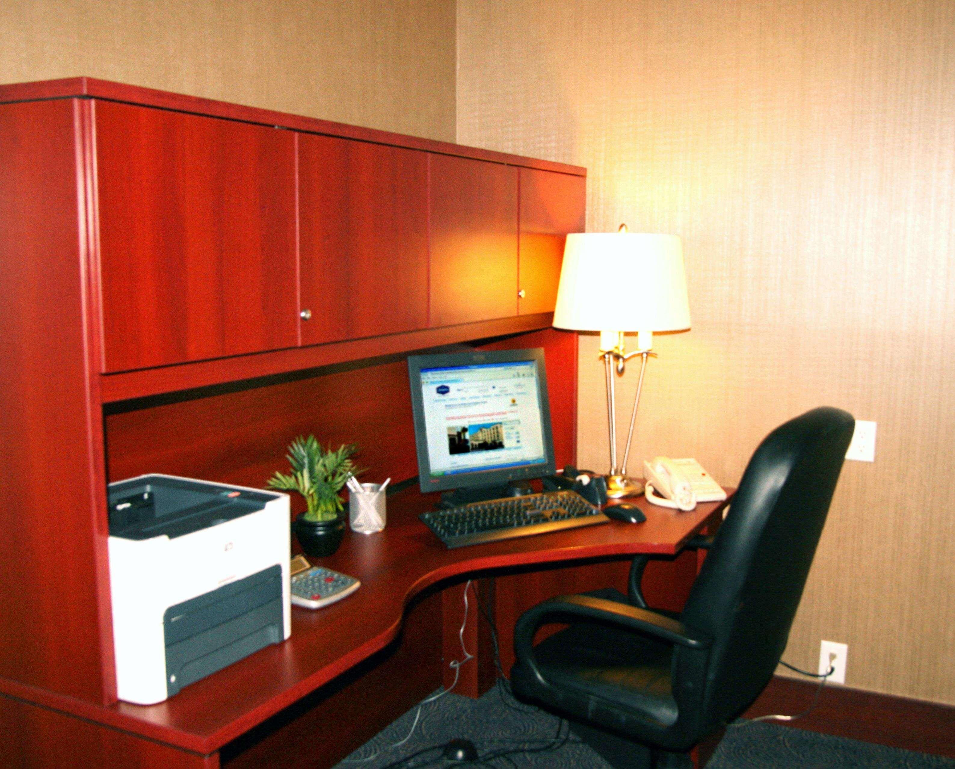 Hampton Inn & Suites לאוול מראה חיצוני תמונה