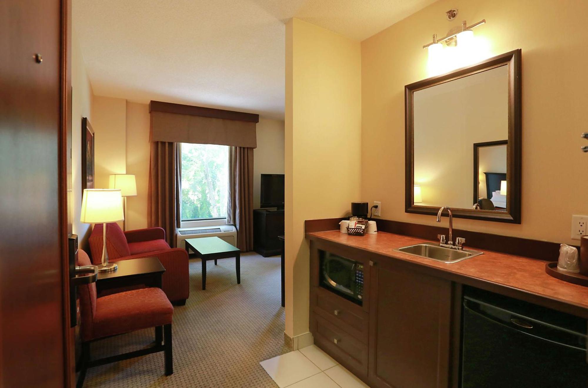 Hampton Inn & Suites לאוול מראה חיצוני תמונה