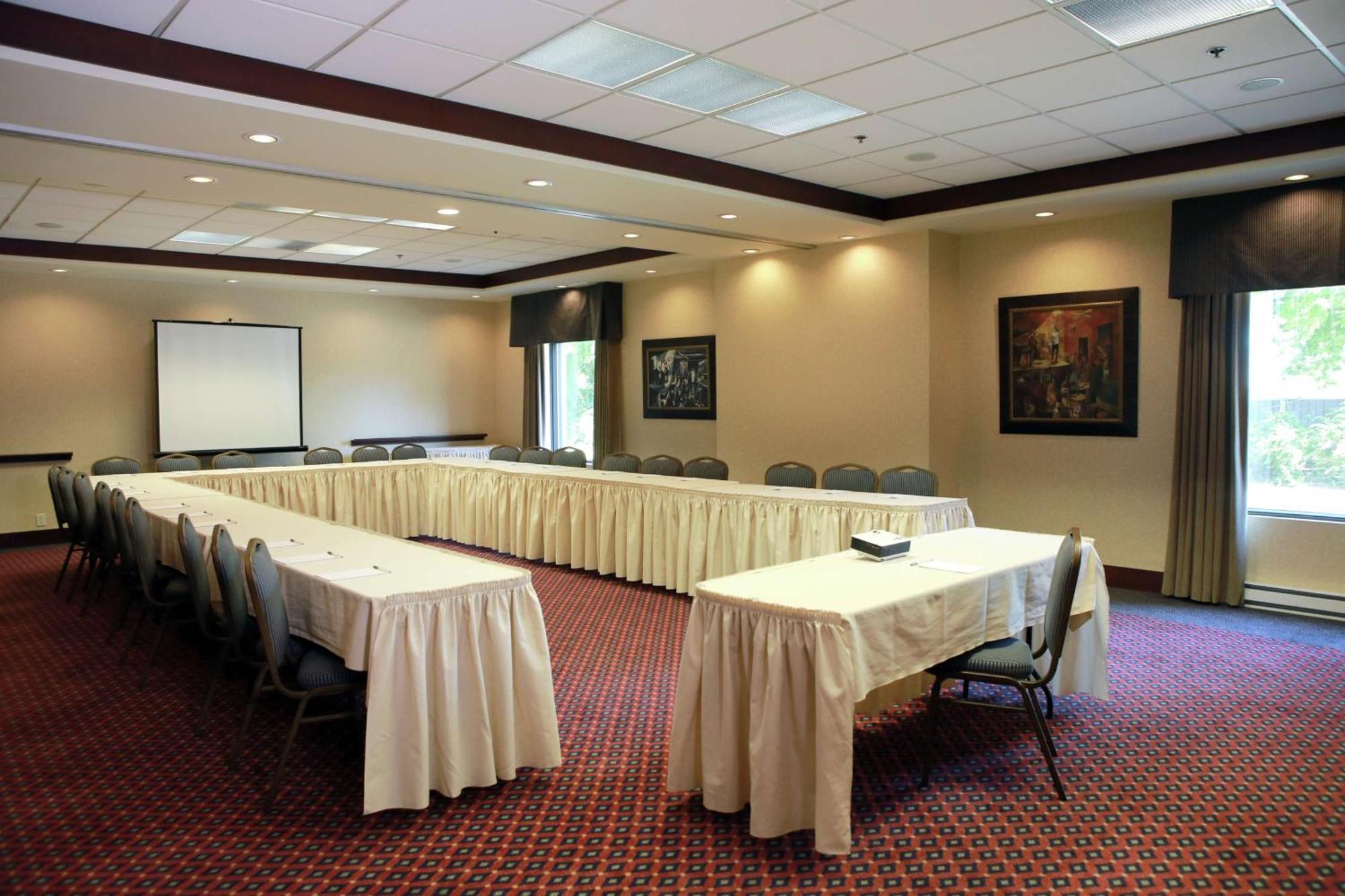 Hampton Inn & Suites לאוול מראה חיצוני תמונה