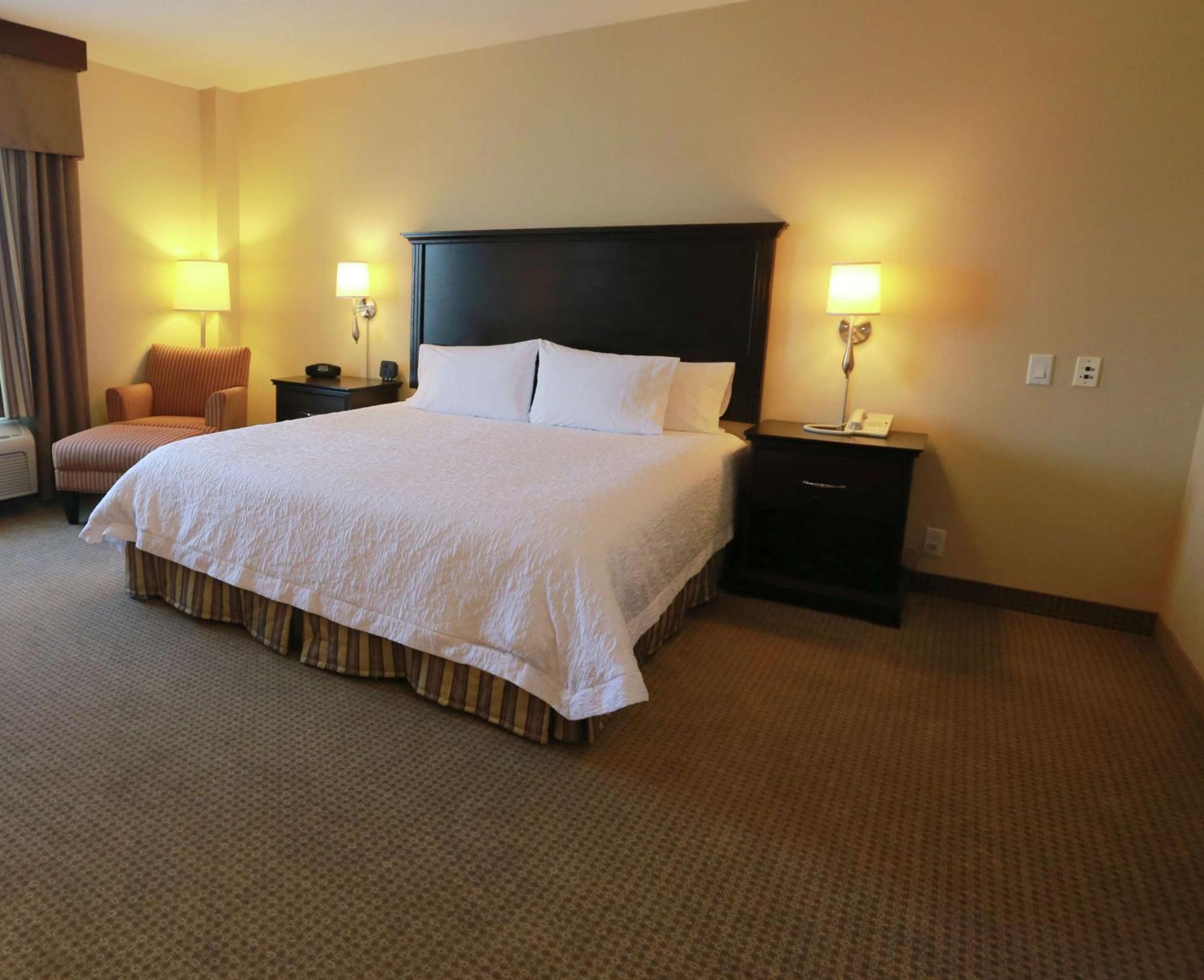 Hampton Inn & Suites לאוול מראה חיצוני תמונה